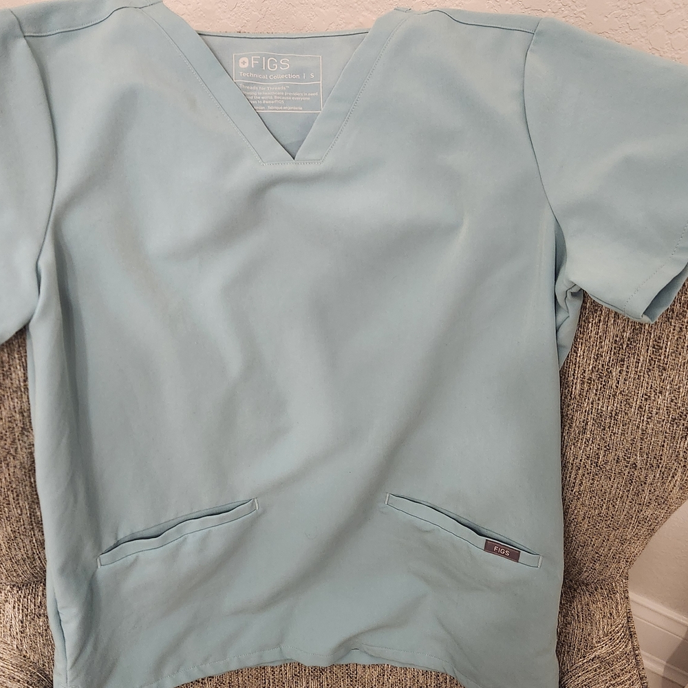 Figs Scrub Top Casma Style/ Seaglass Color